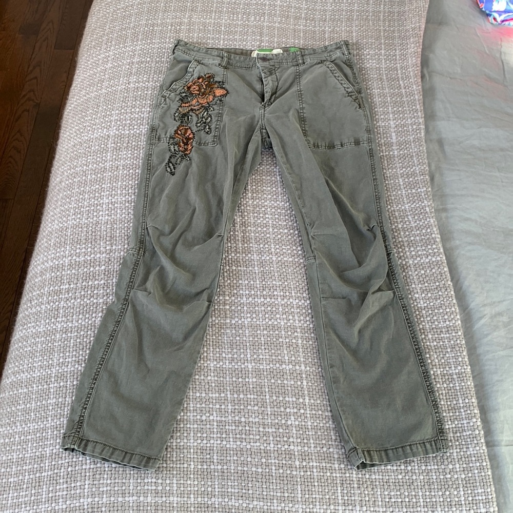 Anthropologie embellished capris with a flower beading
